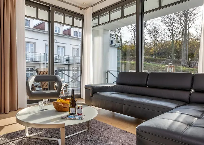 Villa Claire Sundowner * ゼリン