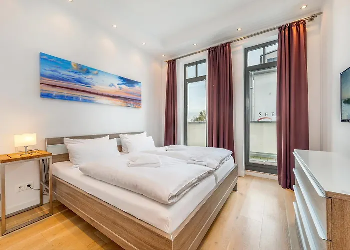 Villa Claire Sundowner *