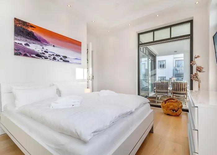 Ostseebad Sellin, Ruegen, Claire Sellin (Rugen)